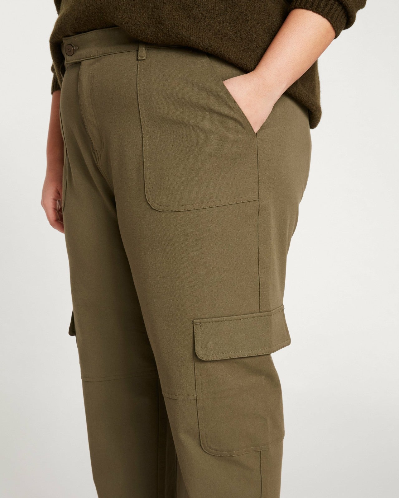 Karlee Stretch Cotton Twill Cargo Pants - Universal Standard