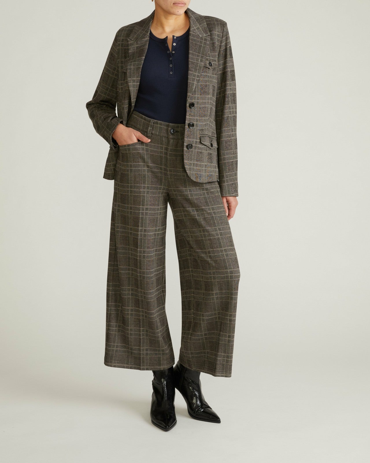 Cropped Wide Leg Ponte Pants - Universal Standard