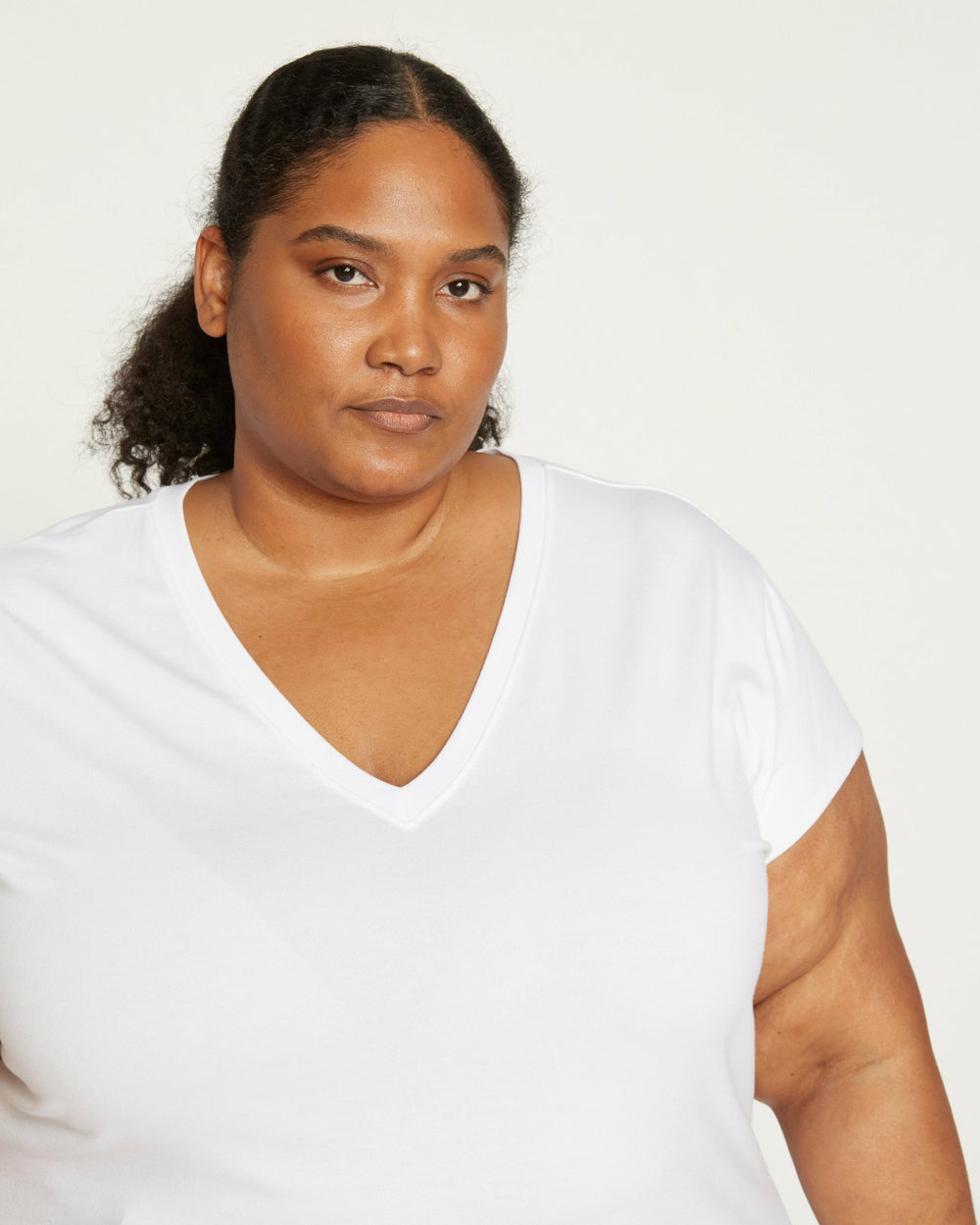 Ashley V Neck Cap Sleeve Tee - Universal Standard