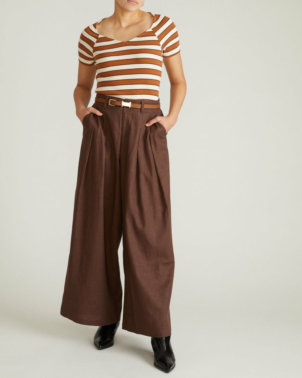 Carey Ribbed Sweetheart Tee - Universal Standard