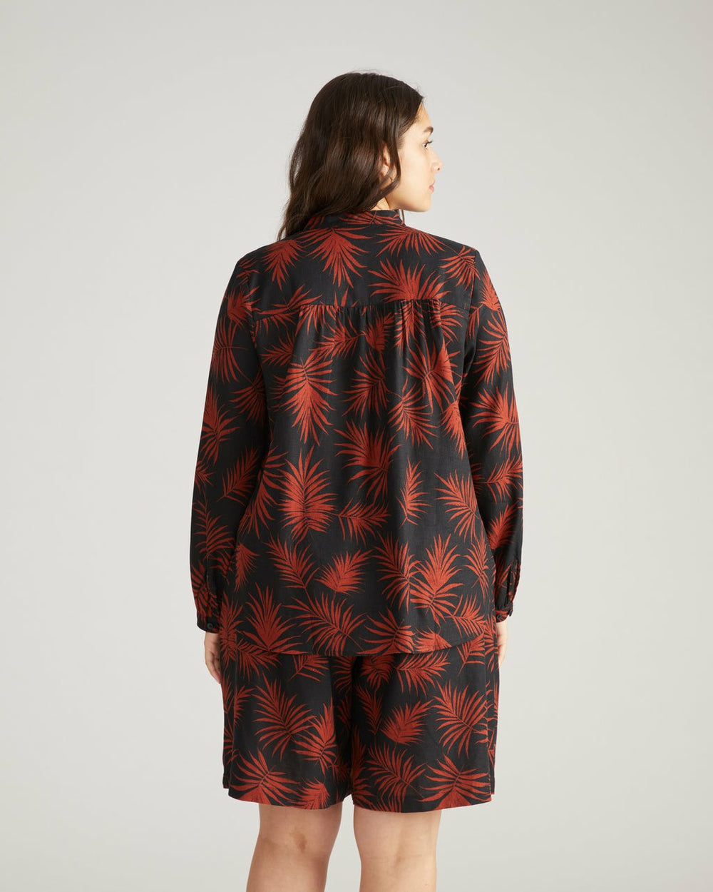Avalon Linen Blend Blouse - Universal Standard