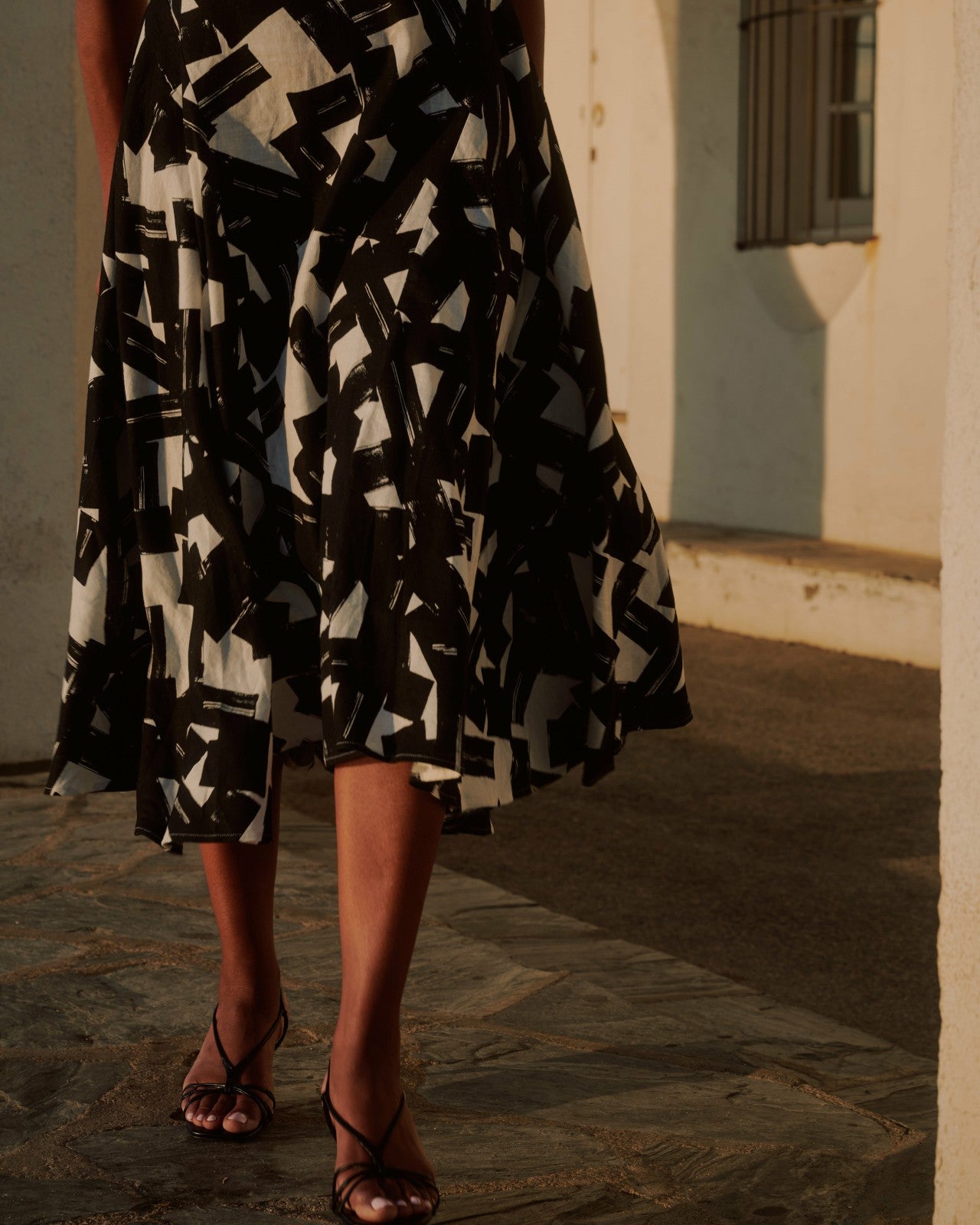 Sunshower Flowy Linen Blend Dress - Universal Standard