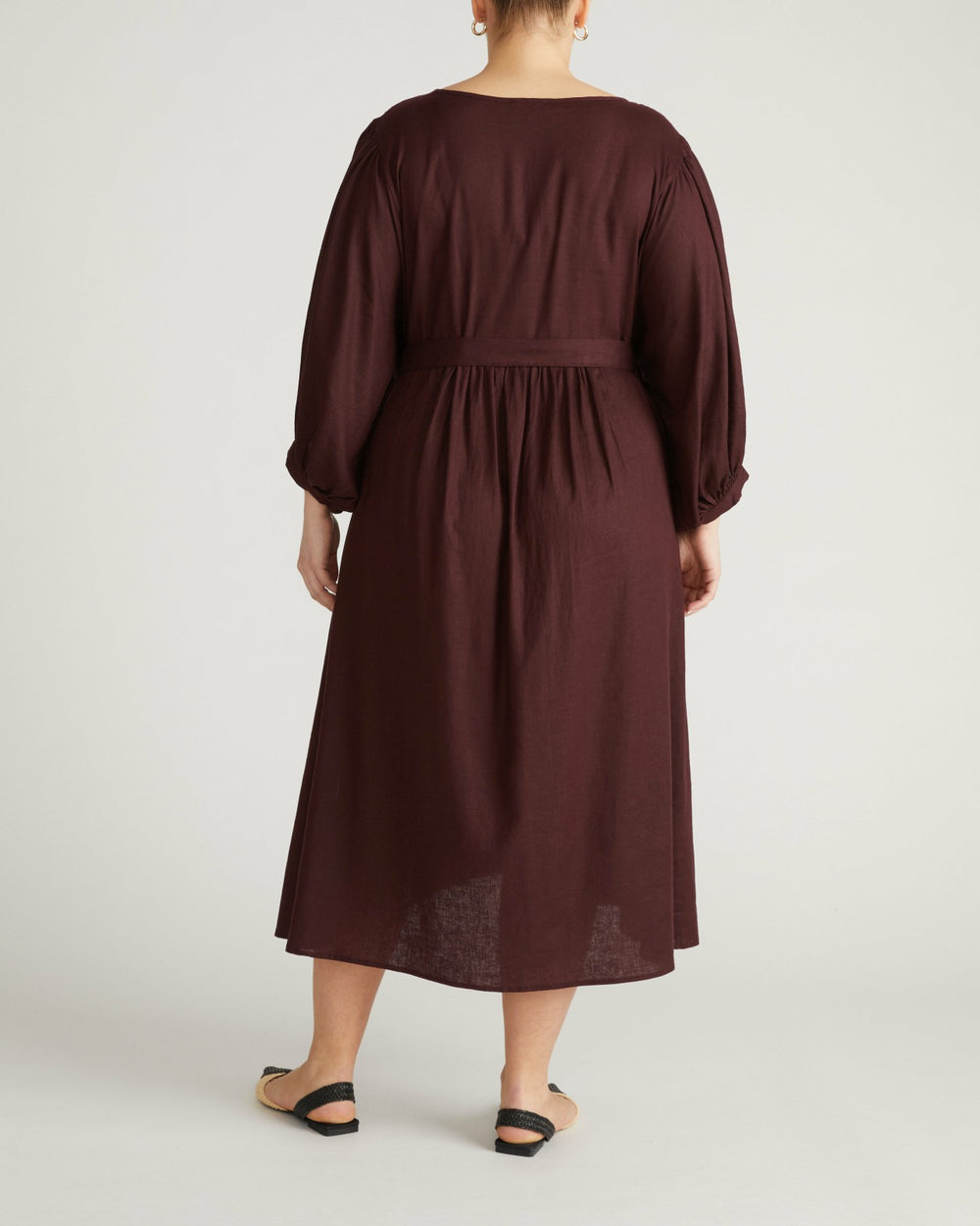 Amparo Linen Blend Dress - Universal Standard