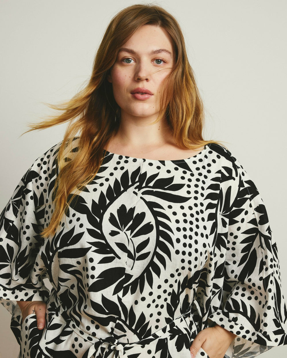 Lio Linen Blend Dress - Universal Standard