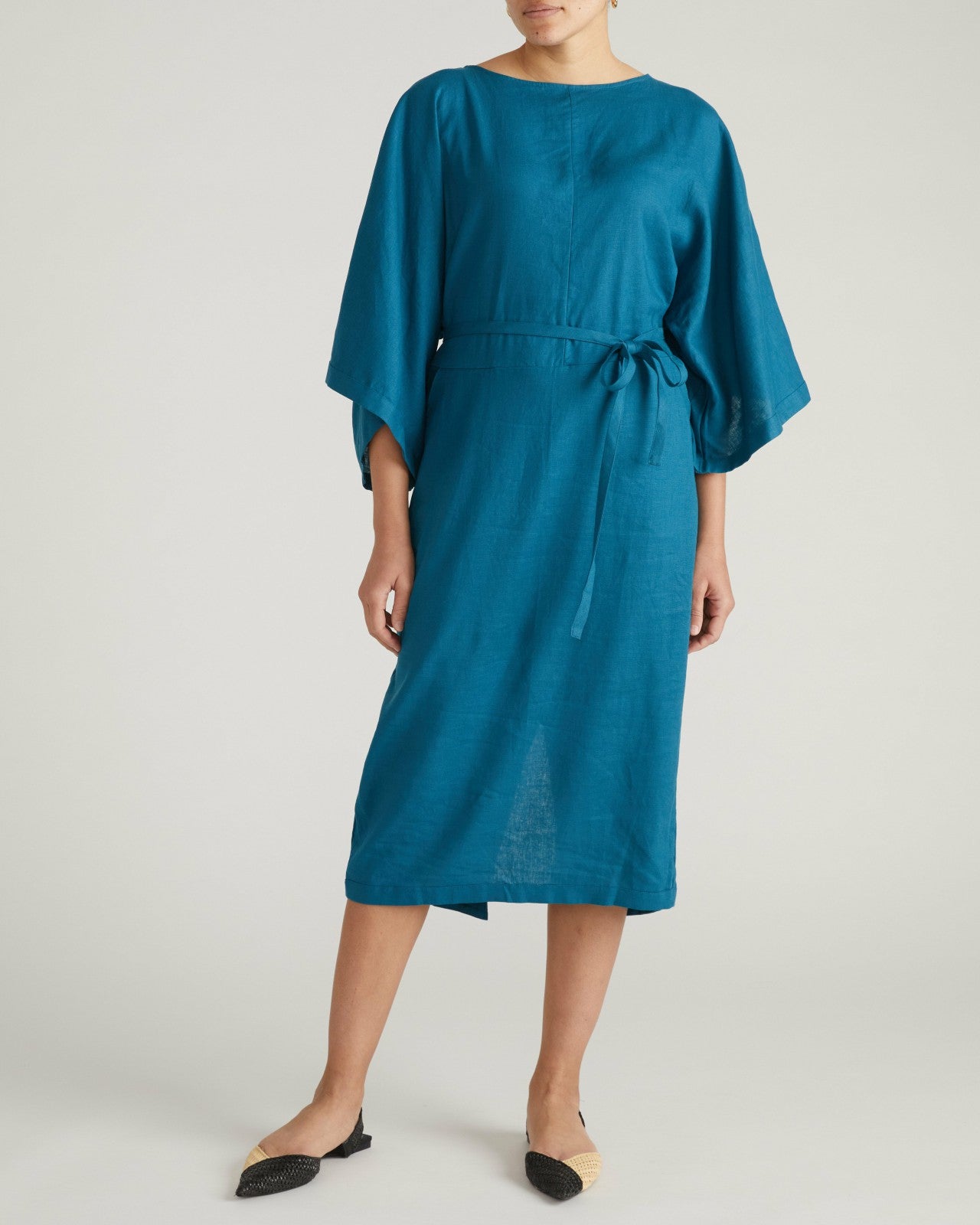 Lio Linen Blend Dress - Universal Standard