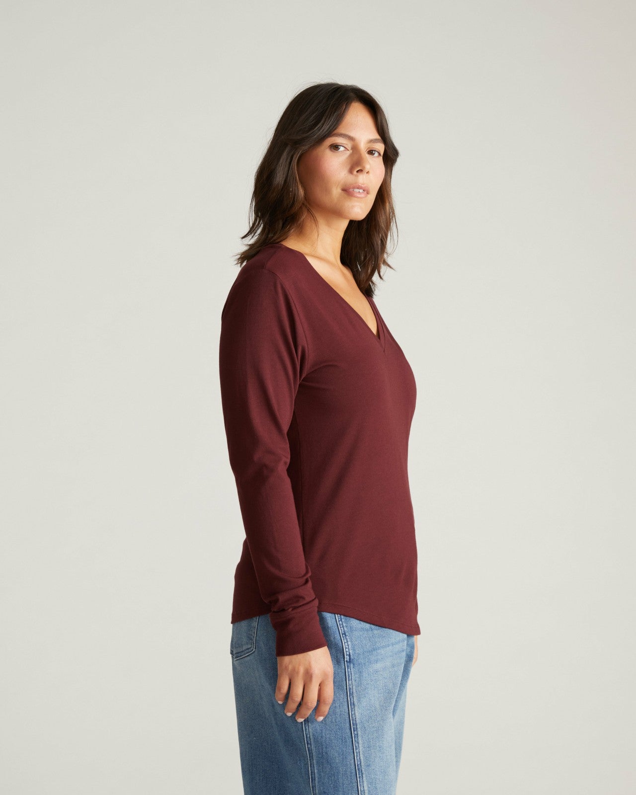 Long Sleeve V Rex - Universal Standard