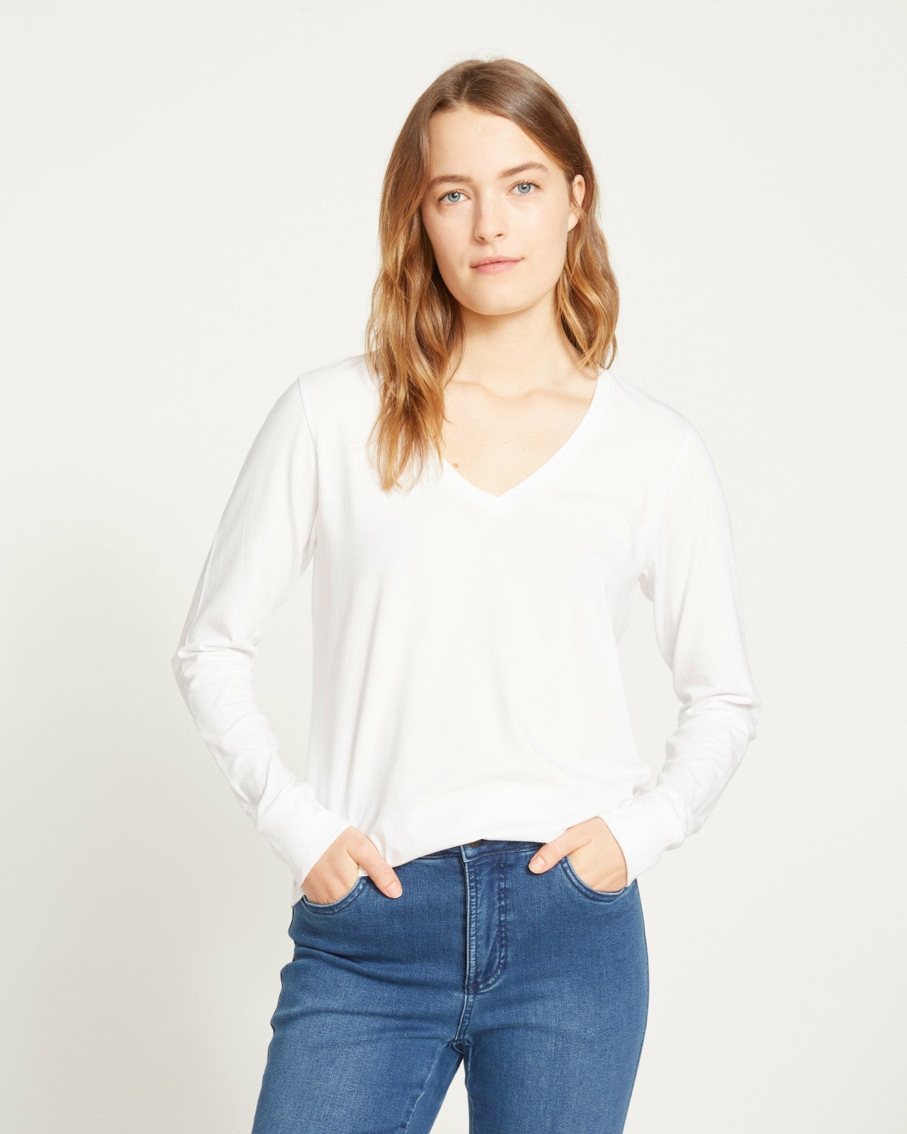 Long Sleeve V Rex - Universal Standard