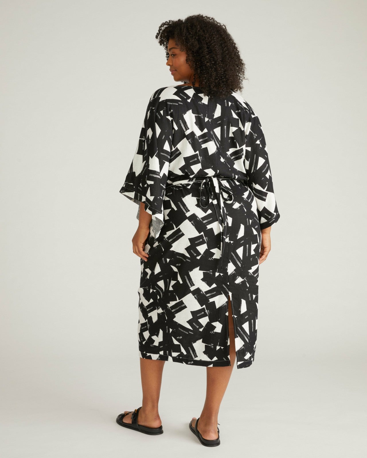 Lio Linen Blend Dress - Universal Standard