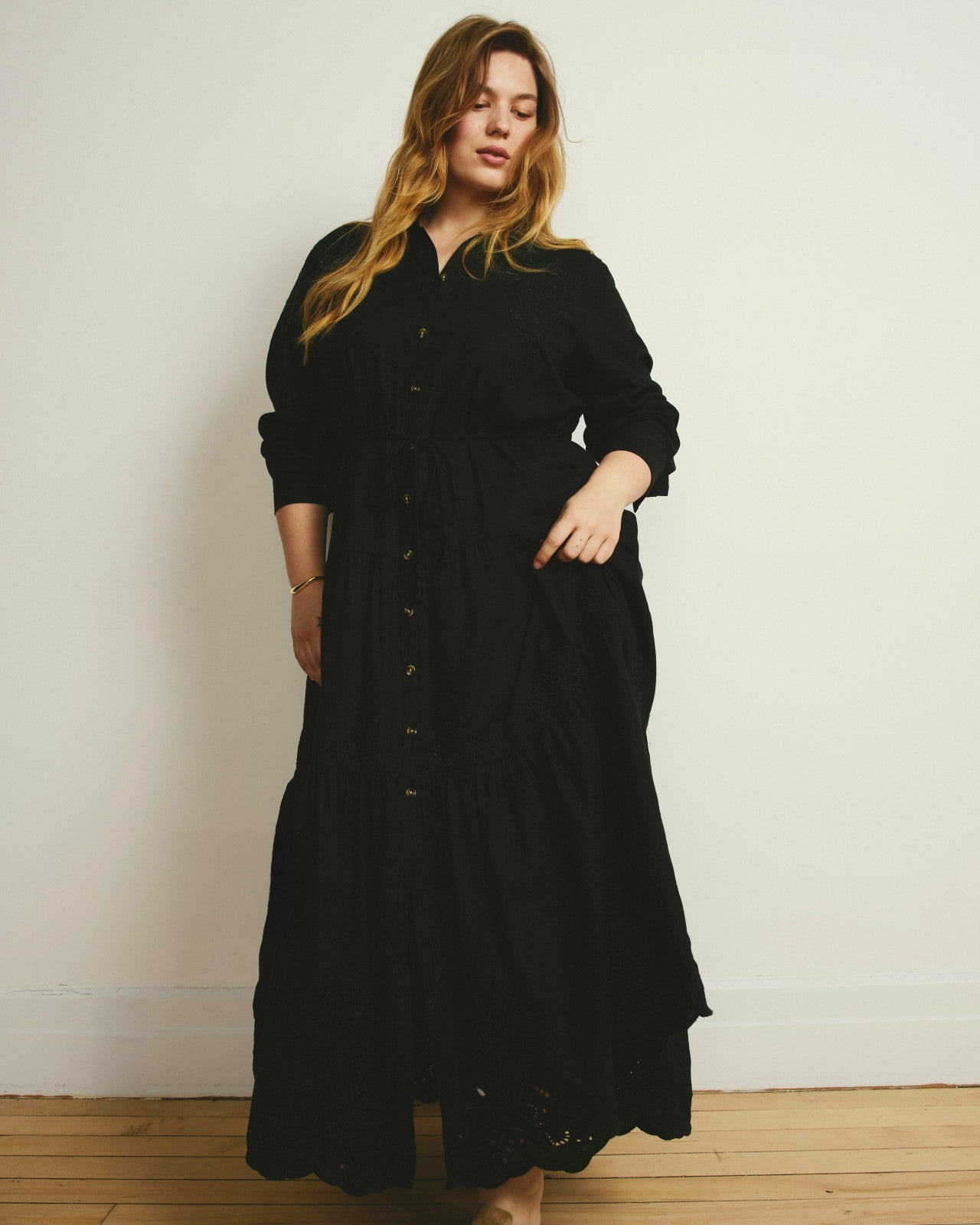 Alix Embroidered Linen Blend Shirtdress - Universal Standard