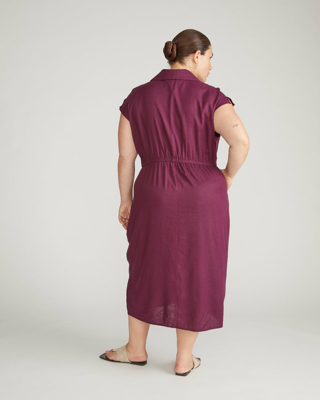 Laurel Linen Blend Dress - Universal Standard