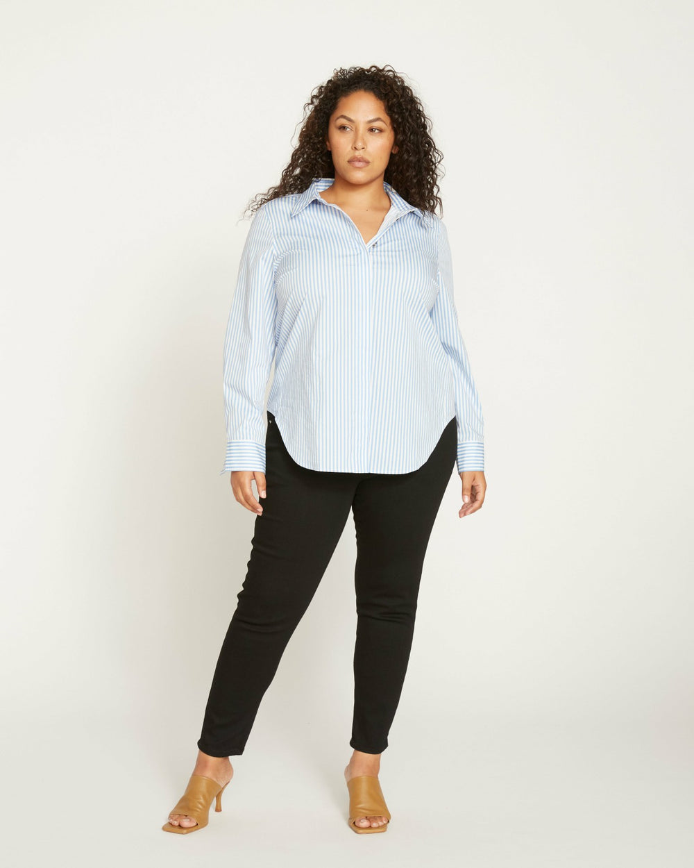 Elbe Stretch Poplin Shirt Classic Fit - Universal Standard
