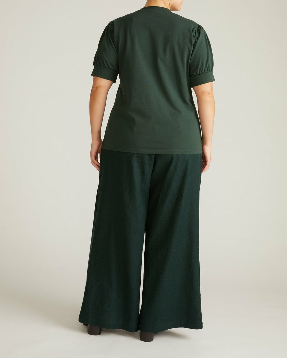 Pouf Sleeve Tee - Universal Standard