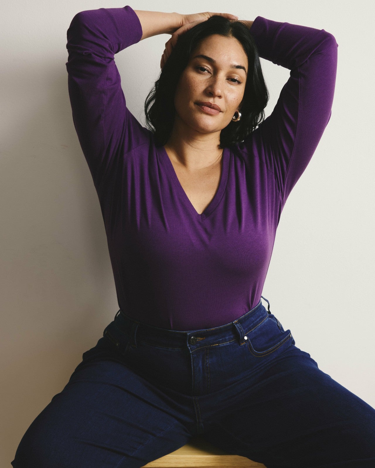Long Sleeve V Rex - Universal Standard