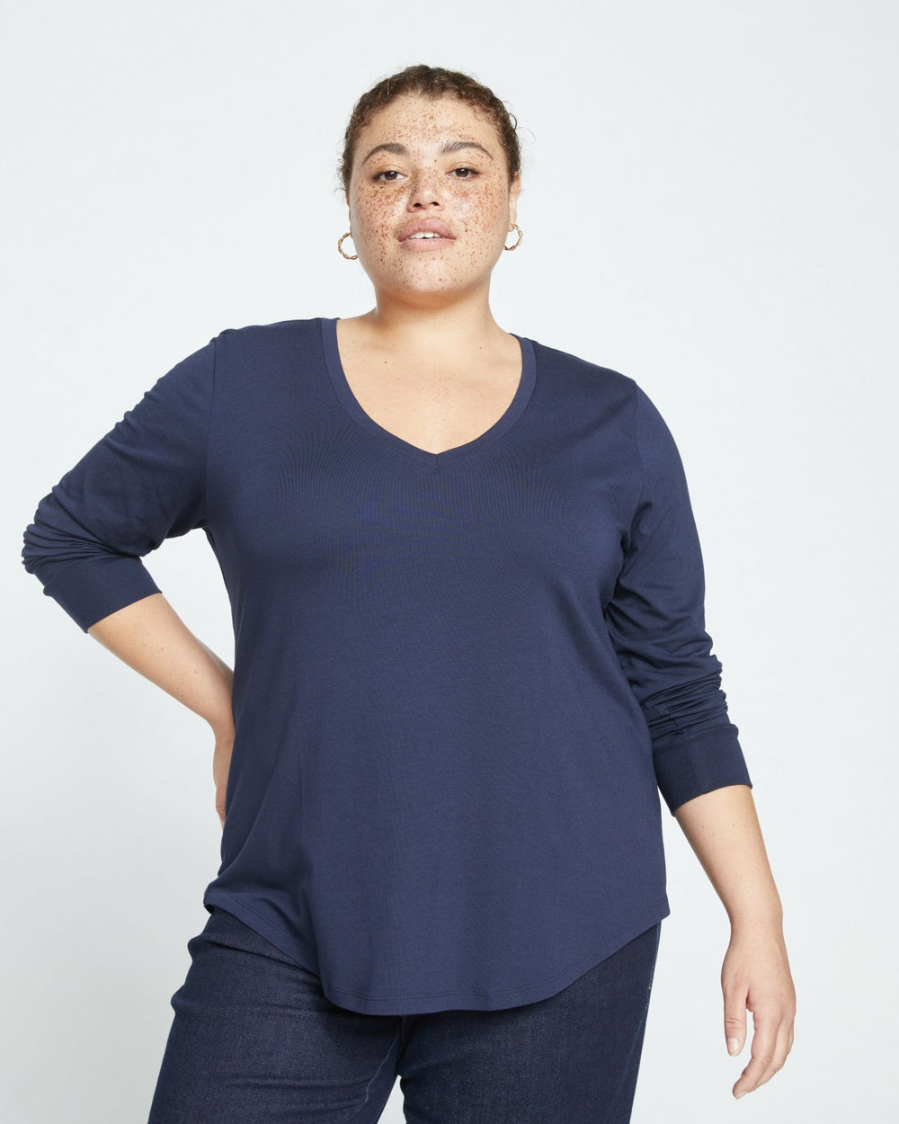 Long Sleeve V Rex - Universal Standard