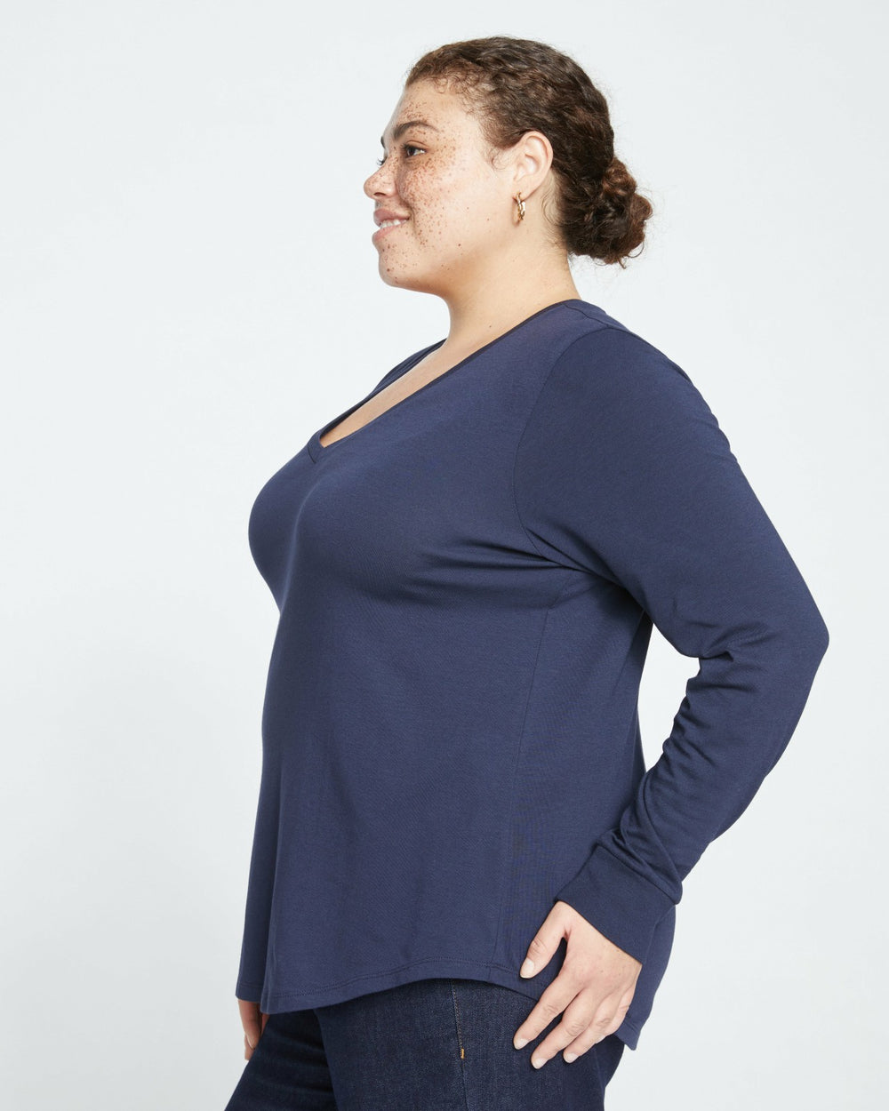 Long Sleeve V Rex - Universal Standard