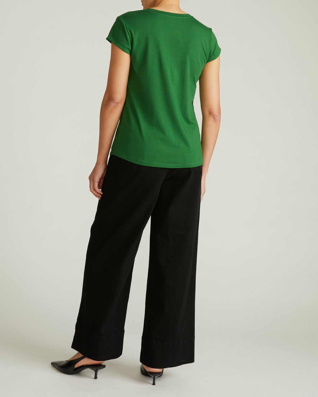 Ashley V Neck Cap Sleeve Tee - Universal Standard